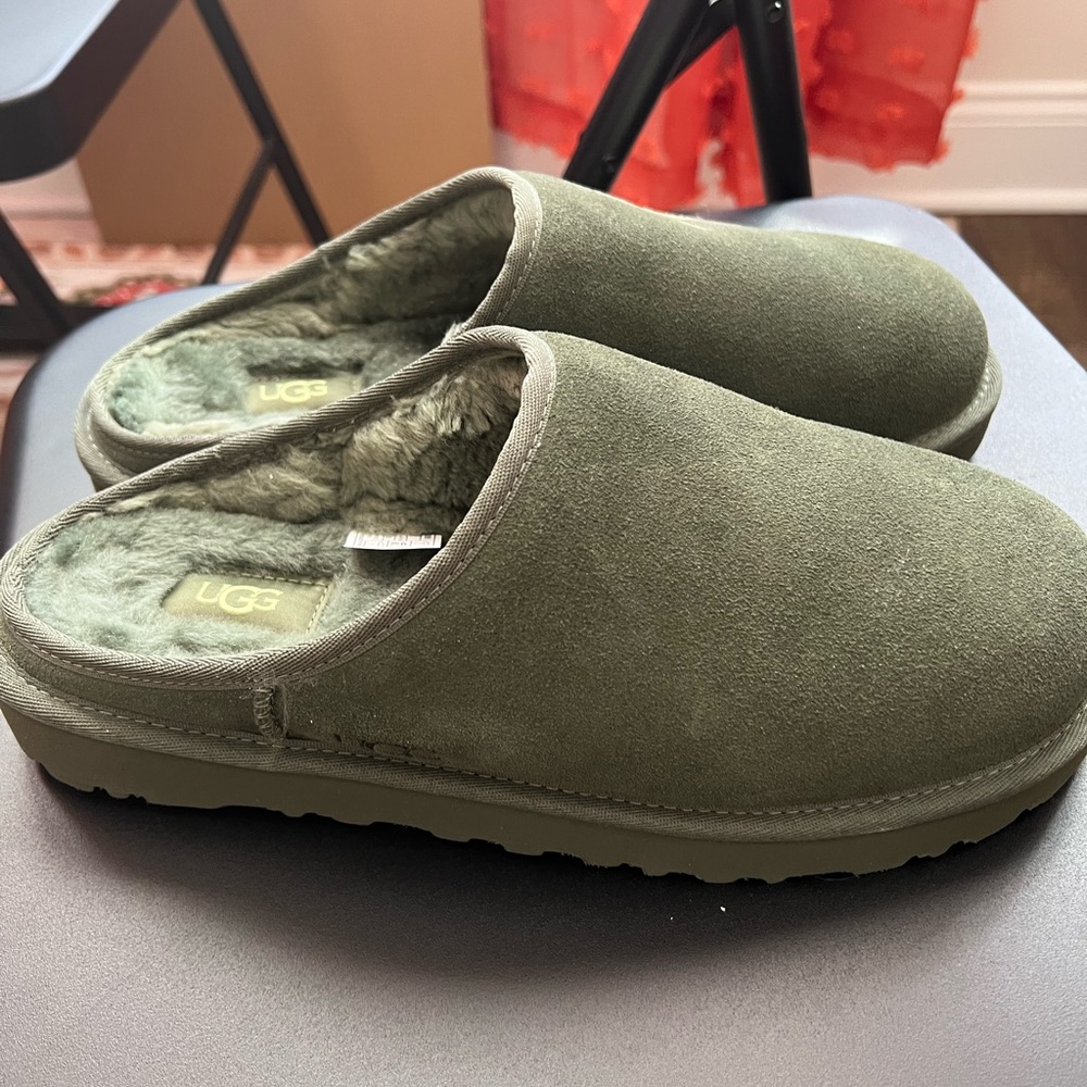 UGG Green Suede Slippers mens size 10 - Picture 2 of 6